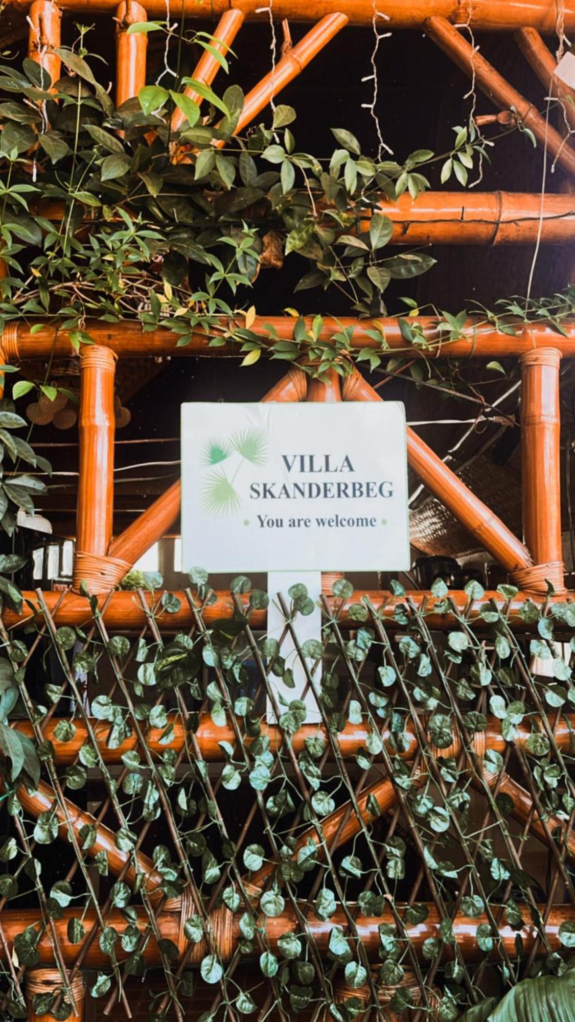 Villa Skanderbeg Guest House プエルト・プリンセサ エクステリア 写真